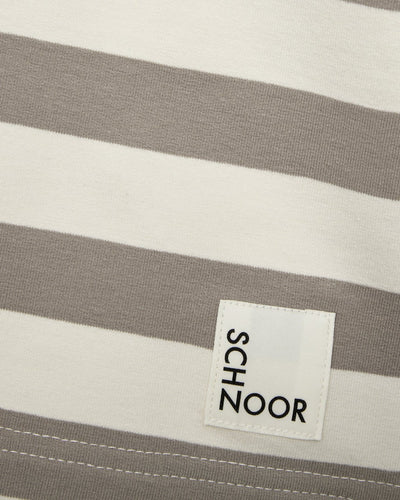 Sofie Schnoor T-shirt soft beige.